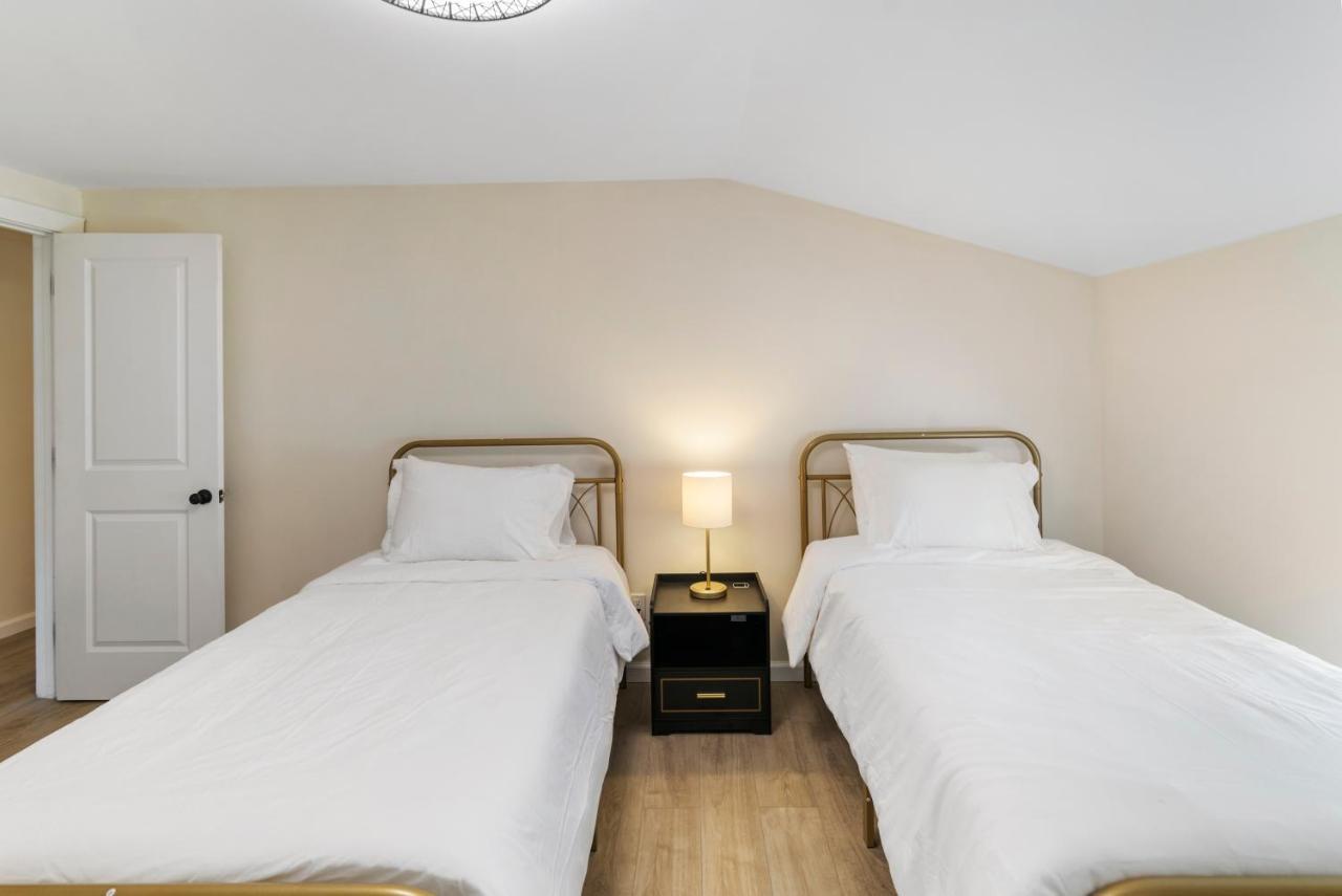 Fantastic Retreat 5Min From Village With Media Room, Ac And Sauna! 스토 외부 사진
