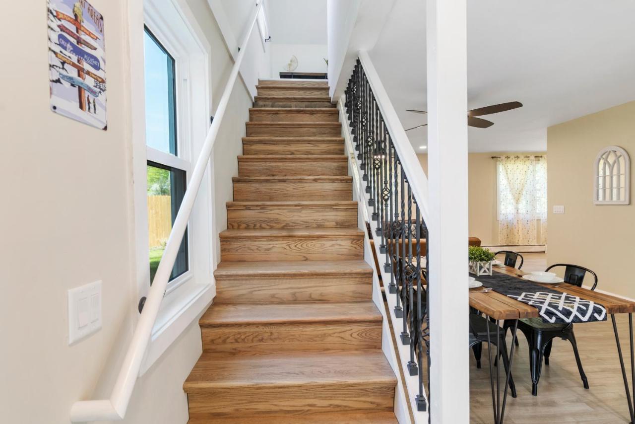 Fantastic Retreat 5Min From Village With Media Room, Ac And Sauna! 스토 외부 사진