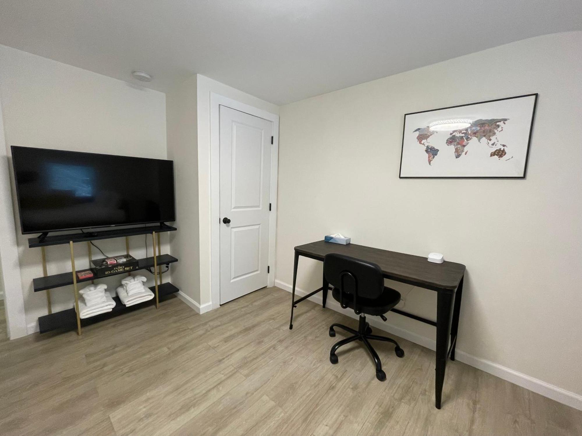 Fantastic Retreat 5Min From Village With Media Room, Ac And Sauna! 스토 외부 사진